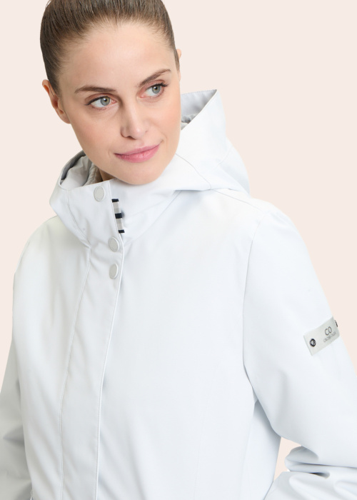 Betty Barclay kahtepidi kantav jope