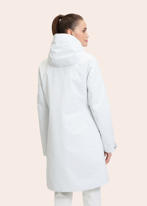 Betty Barclay kahtepidi kantav jope