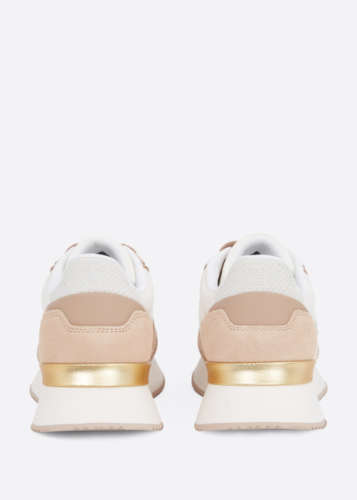 Tommy Hilfiger vabaajajalatsid