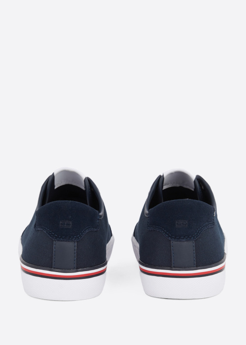 Tommy Hilfiger tennised