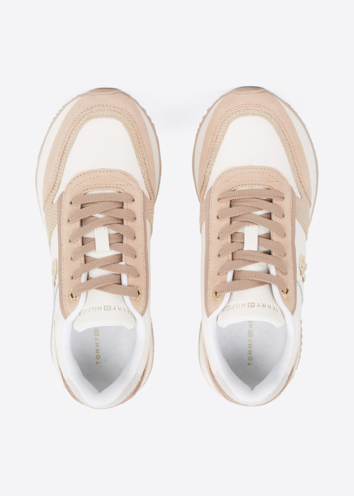 Tommy Hilfiger vabaajajalatsid