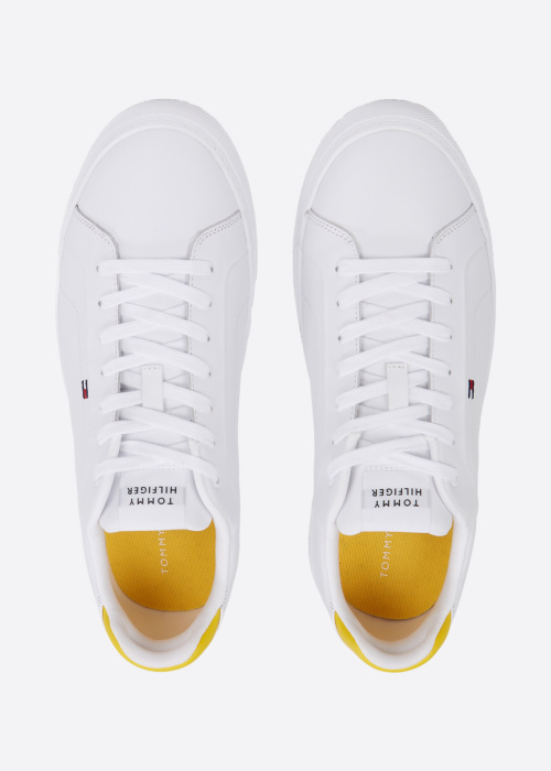 Tommy Hilfiger tennised