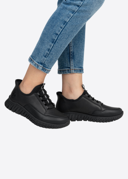 Rieker vabaajajalatsid