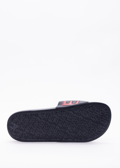 SuperDry basseiniplätud