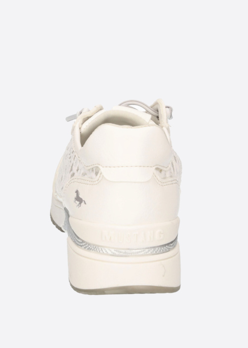 Mustang vabaajajalatsid