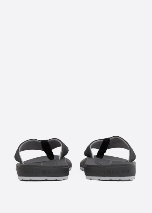 Tommy Hilfiger plätud