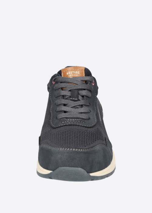 Mustang vabaajajalatsid