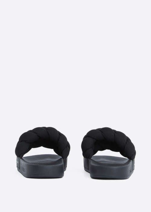 Tommy Jeans basseiniplätud