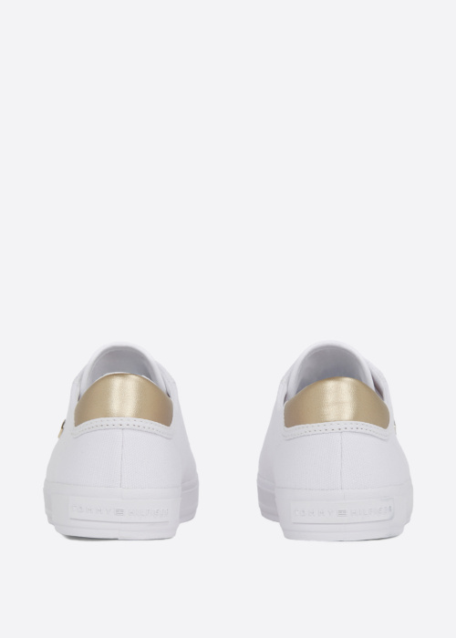 Tommy Hilfiger tennised