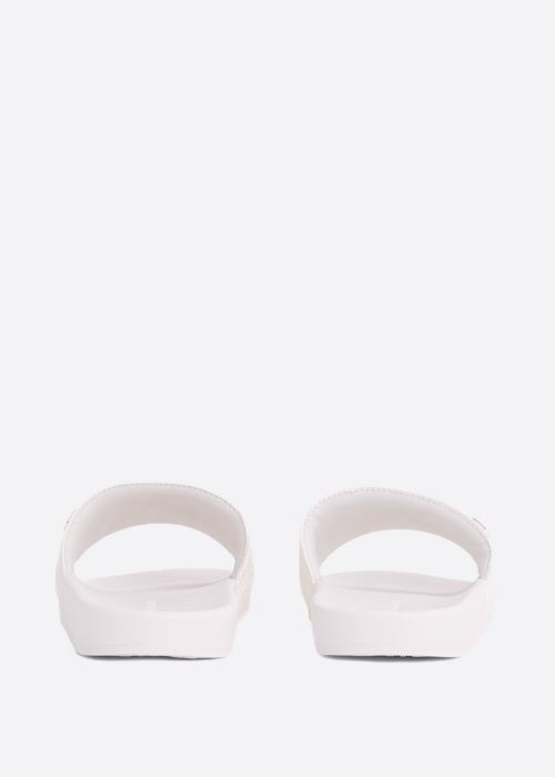 Tommy Hilfiger basseiniplätud