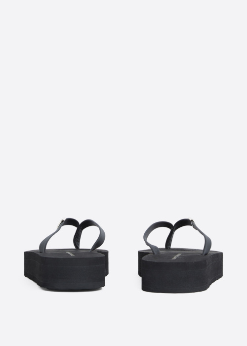 Tommy Hilfiger plätud