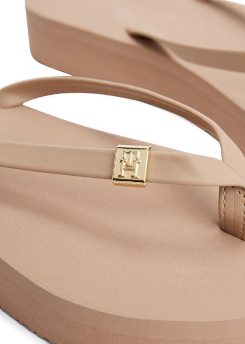 Шлёпанцы Tommy Hilfiger