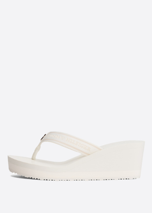 Tommy Hilfiger plätud