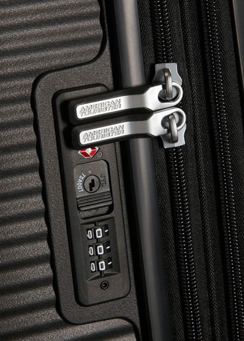 Чемодан Soundbox L American Tourister