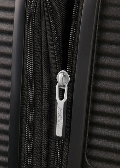 American Tourister kohver Soundbox