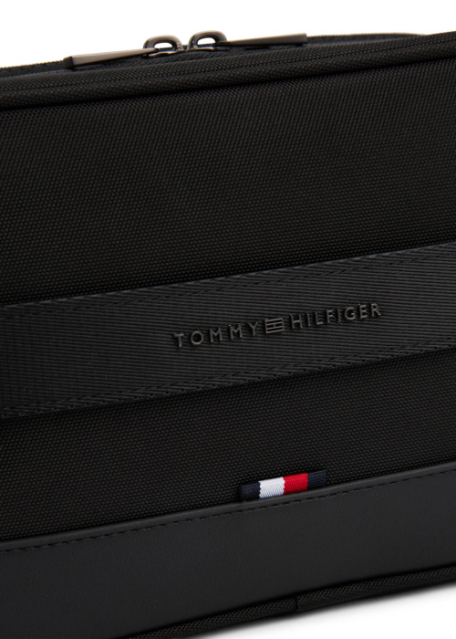 Tommy Hilfiger kosmeetikakott