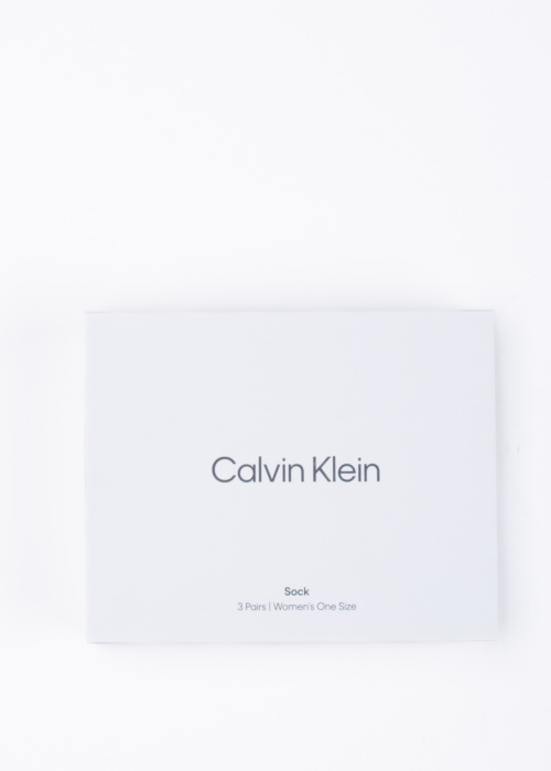Calvin Klein sokid 3 paari kinkekarbis