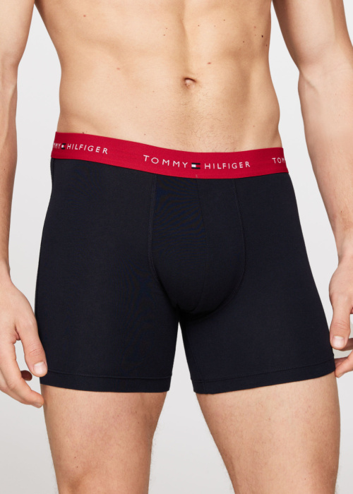 Боксеры в коробке 3 пары Tommy Hilfiger