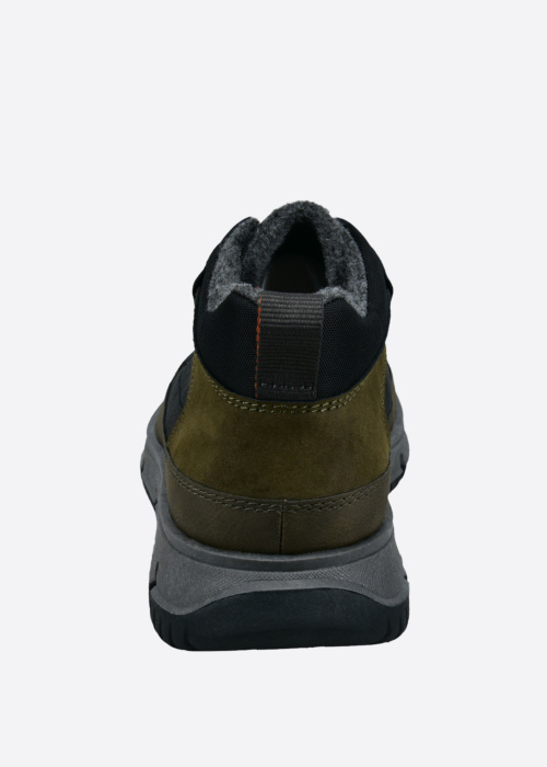 Bugatti poolsaapad Samper