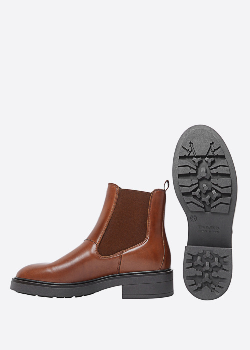 Ten Points poolsaapad Anita