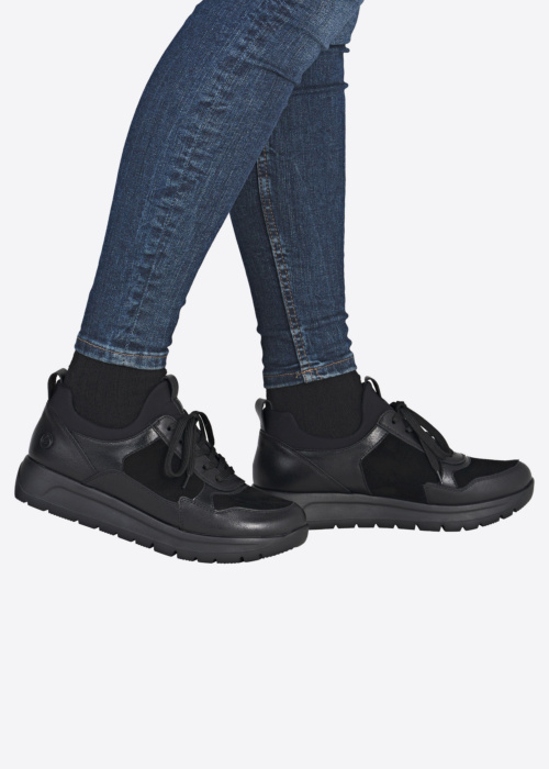 Кроссовки Remonte