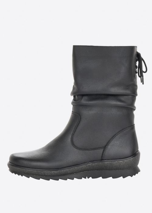 Remonte nahast talvesaapad