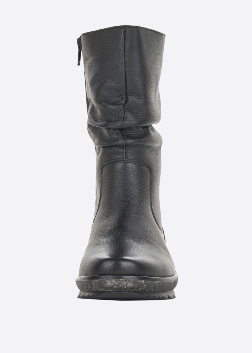 Remonte nahast talvesaapad