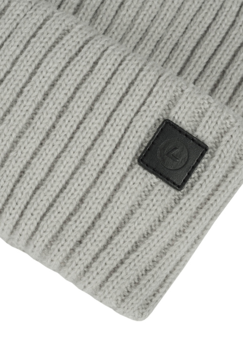 Шапка Nikkaroinen Luhta