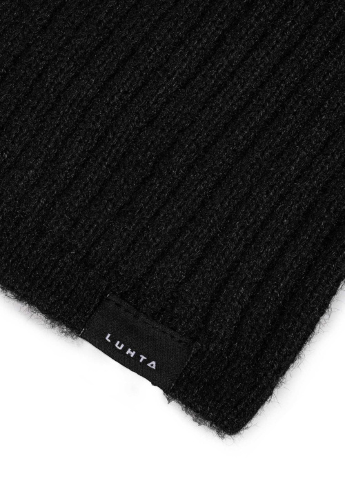 Шапка Nesterinsaari Luhta