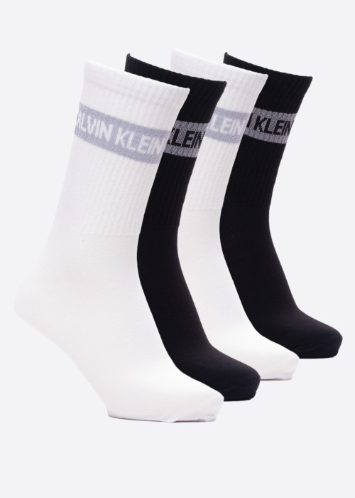Calvin Klein sokid 4 paari kinkekarbis