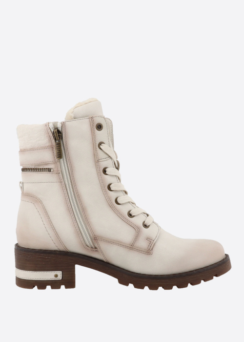 Mustang poolsaapad Haukea