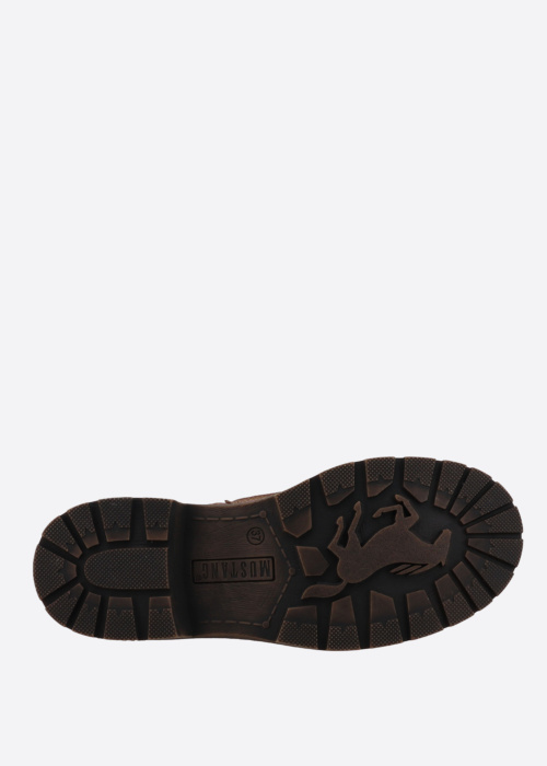 Mustang poolsaapad Bienke