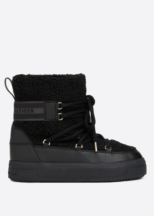 Tommy Hilfiger poolsaapad