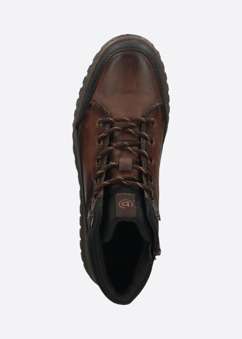 Bugatti poolsaapad Warne