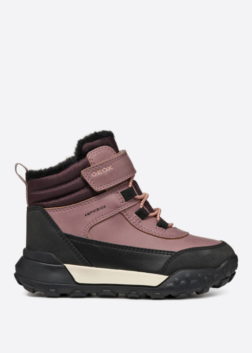 Зимние сапоги Trekkyup Geox