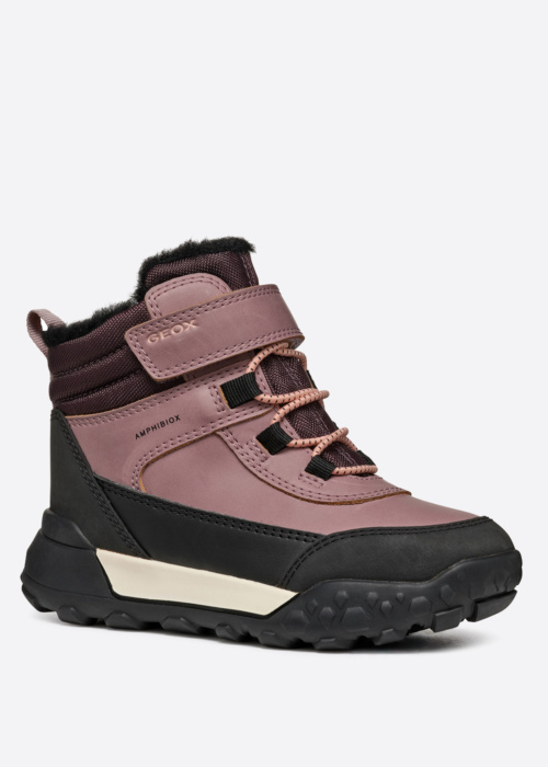 Зимние сапоги Trekkyup Geox