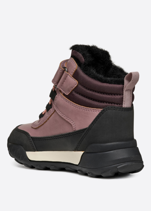 Зимние сапоги Trekkyup Geox