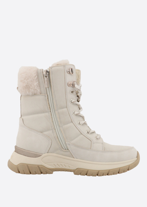 Mustang poolsaapad Raissa