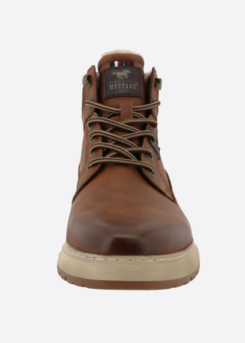 Mustang poolsaapad Puno