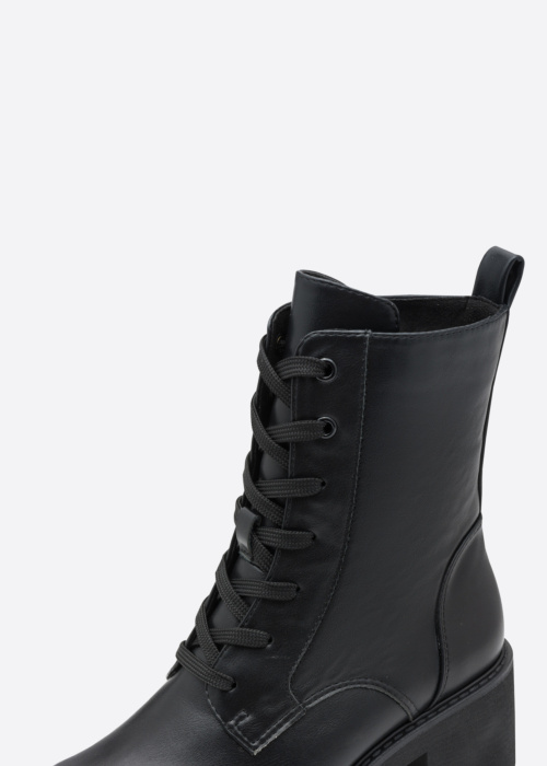 Marco Tozzi poolsaapad