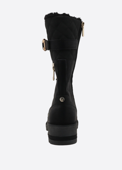 Mustang poolsaapad Haukea