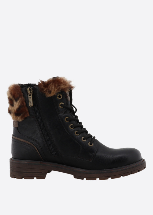 Mustang poolsaapad Bienke