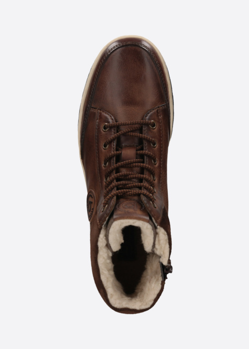 Bugatti poolsaapad Exeter