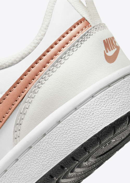 Nike tennised Court Borough Low 2