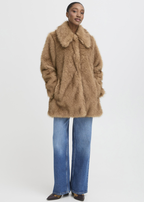 Шуба Akaja b.young