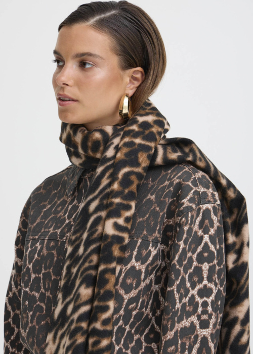 Шарф Weopard b.young