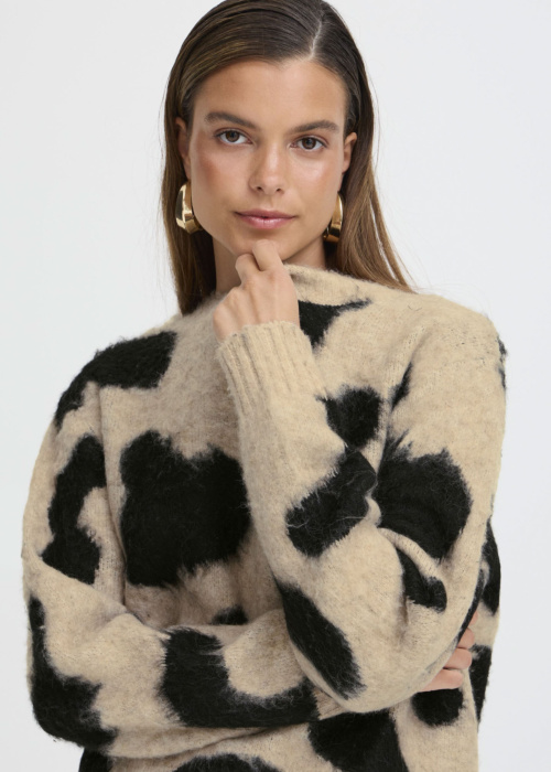 b.young kudum Minyax