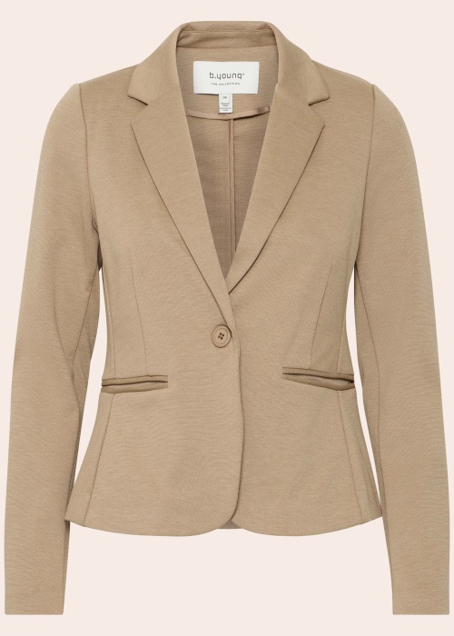 b.young jakk Rizetta