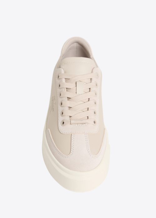 Calvin Klein tennised