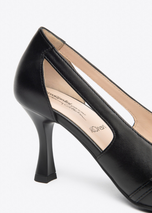 NeroGiardini kinnised kingad